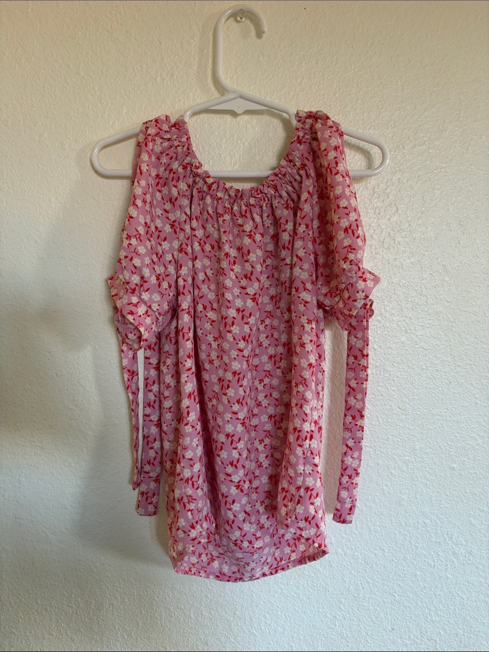 Girls Pink Floral‎ Cold-Shoulder Top